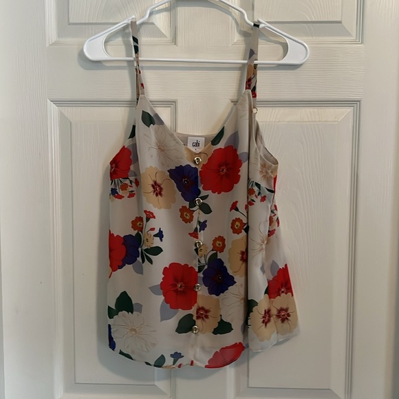 CAbi Victoria Tank - Picture 2 of 11